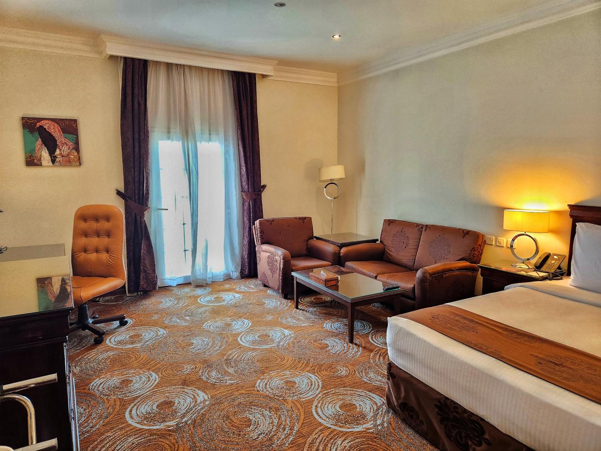 mövenpick hotel kuwait phone number